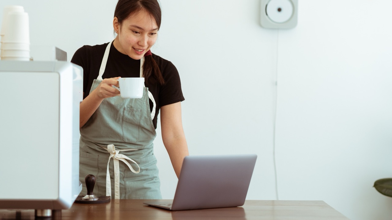 What happens if I pay my Self Assessment late?